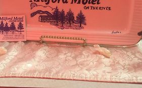 Milford Motel On The River